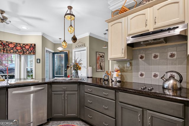 5 N Brooks Road, Lagrange, GA 30240