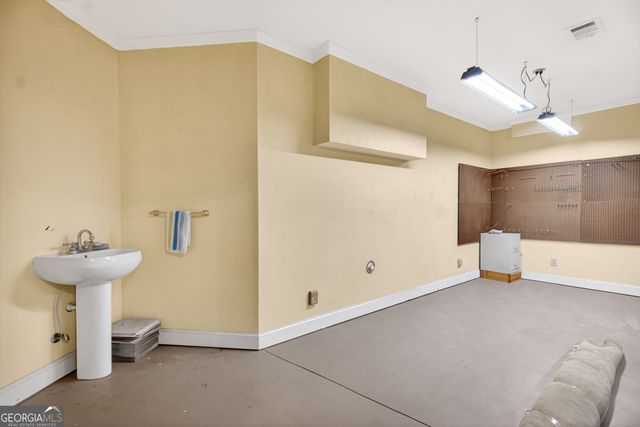 5 N Brooks Road, Lagrange, GA 30240