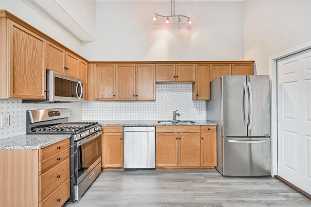 2034 Glencove Drive, Seabrook, TX 77586