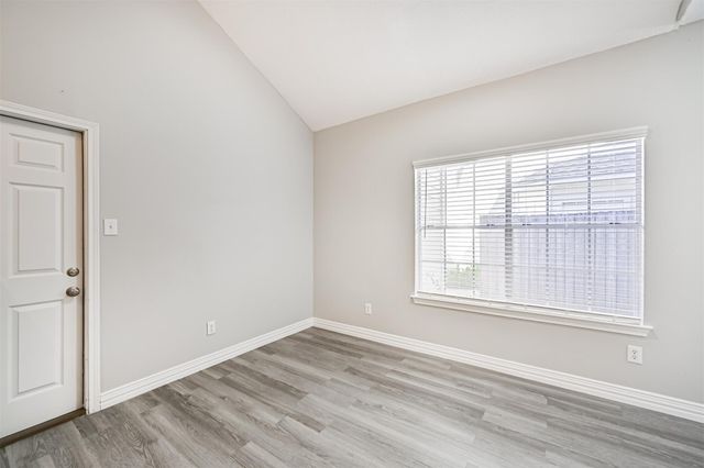 2034 Glencove Drive, Seabrook, TX 77586