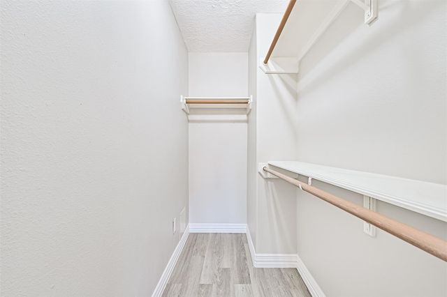 2034 Glencove Drive, Seabrook, TX 77586