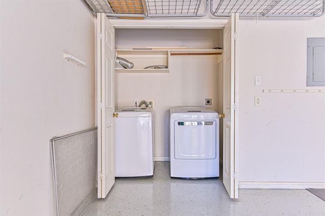 2034 Glencove Drive, Seabrook, TX 77586