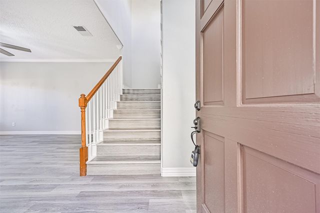 2034 Glencove Drive, Seabrook, TX 77586