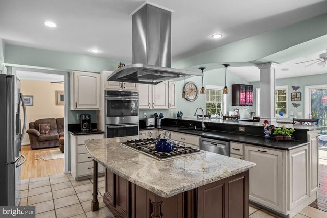 9 WETHERSFIELD DR, Medford, NJ 08055