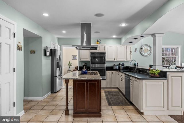 9 WETHERSFIELD DR, Medford, NJ 08055