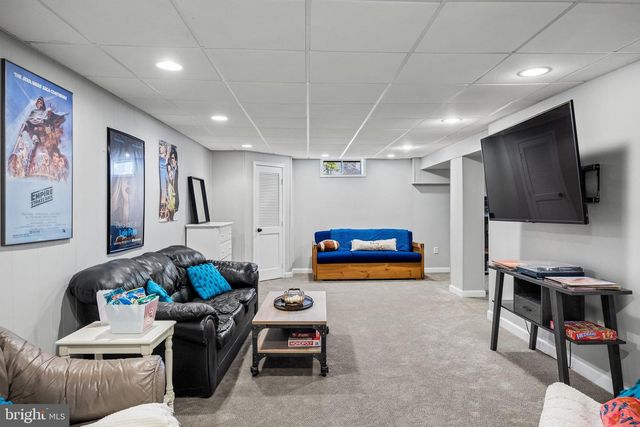 9 WETHERSFIELD DR, Medford, NJ 08055