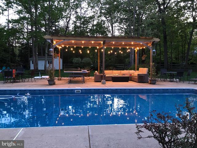 9 WETHERSFIELD DR, Medford, NJ 08055