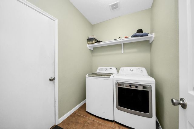 1601 Bel Riposo Lane, League City, TX 77573