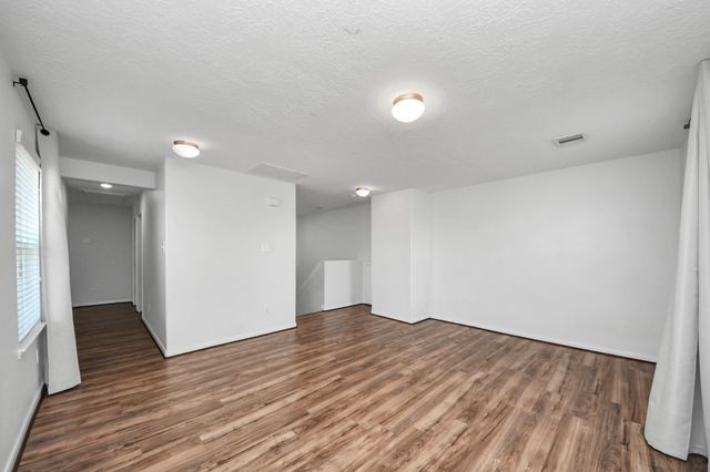 1601 Bel Riposo Lane, League City, TX 77573