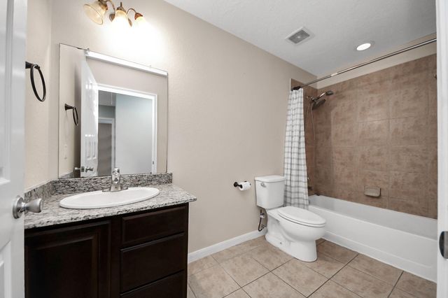 1601 Bel Riposo Lane, League City, TX 77573