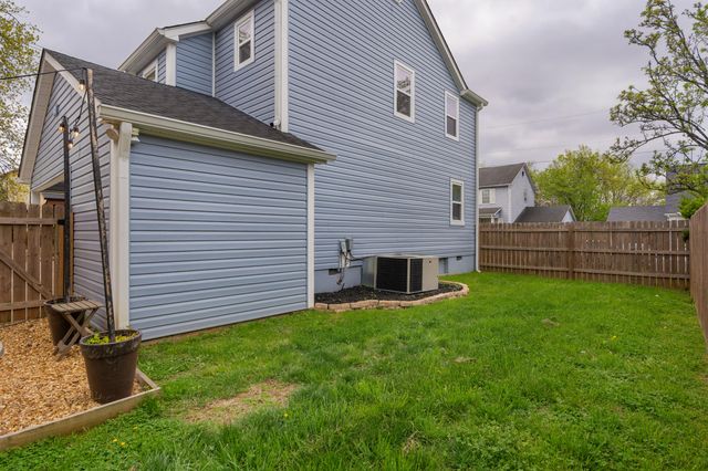 1701 Roberts Place, Chattanooga, TN 37404