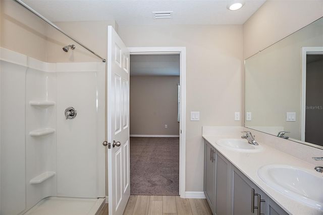 9158 BELLEVIEW FOREST PASS, Zephyrhills, FL 33541