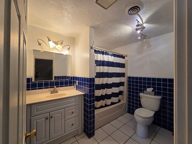 52 Liberty St C5, Plymouth, MA 02360