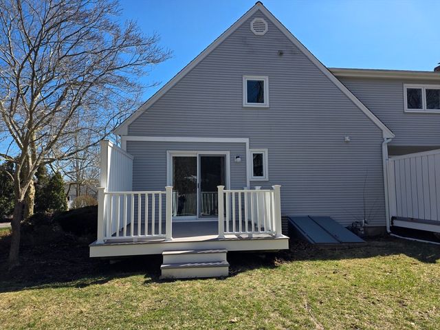 52 Liberty St C5, Plymouth, MA 02360