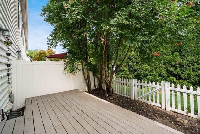 2192 Victoria Park Drive, Columbus, OH 43235