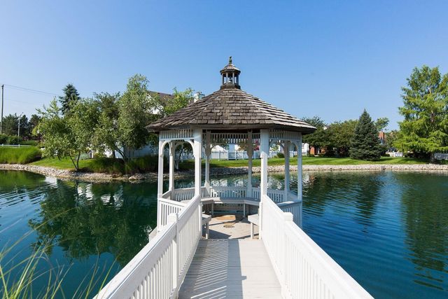 2192 Victoria Park Drive, Columbus, OH 43235