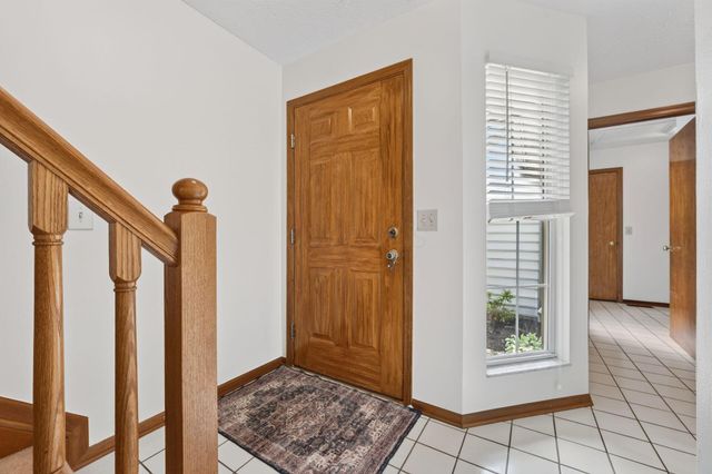 2192 Victoria Park Drive, Columbus, OH 43235