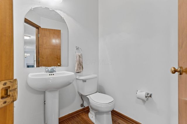 2192 Victoria Park Drive, Columbus, OH 43235
