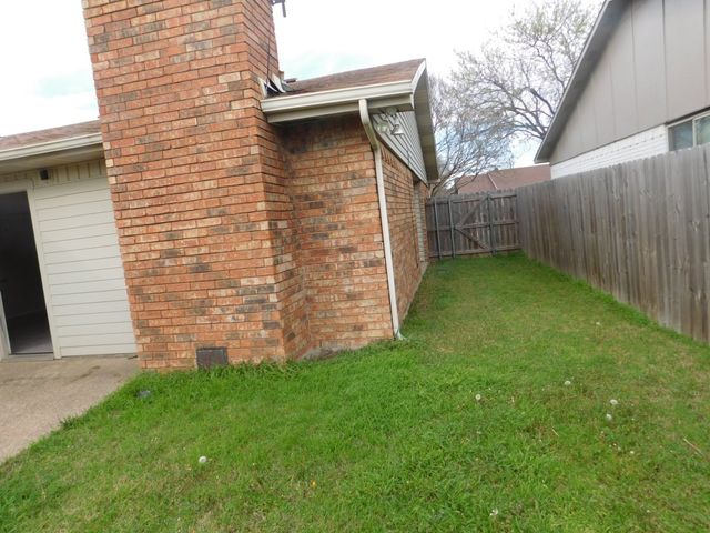 10234 White Elm Road, Dallas, TX 75243