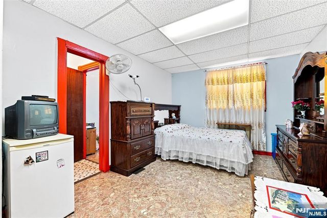 28 Lincoln Street, Passaic, NJ 07055