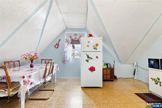 28 Lincoln Street, Passaic, NJ 07055