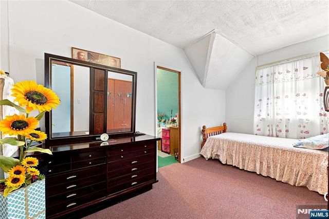 28 Lincoln Street, Passaic, NJ 07055