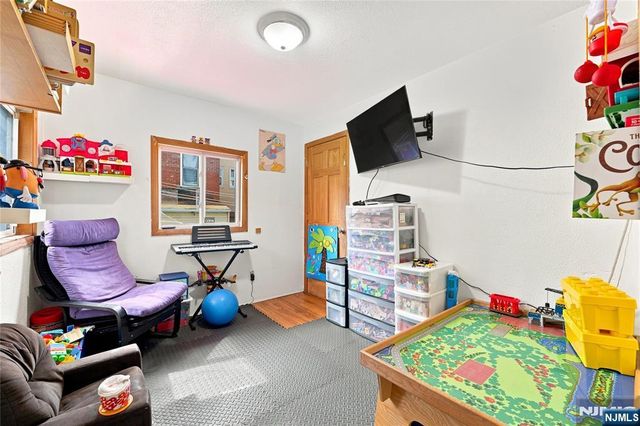28 Lincoln Street, Passaic, NJ 07055