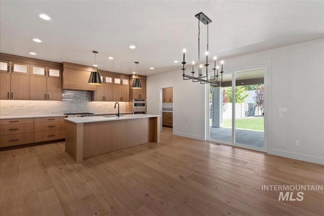 7078 E Chicken Hawk Loop, Nampa, ID 83686