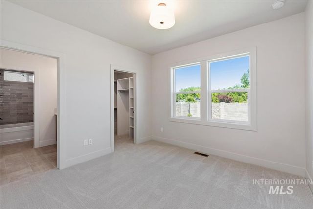 7078 E Chicken Hawk Loop, Nampa, ID 83686