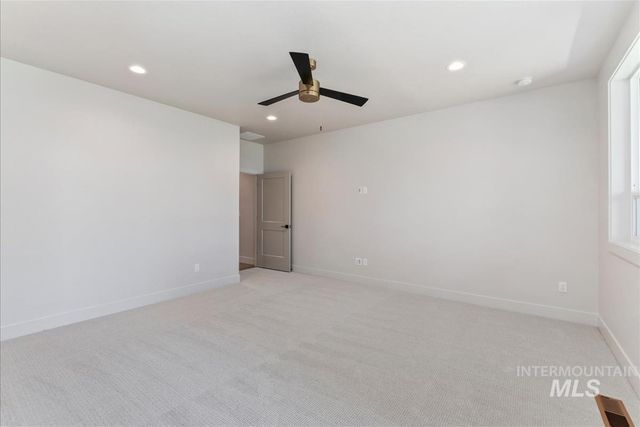 7078 E Chicken Hawk Loop, Nampa, ID 83686