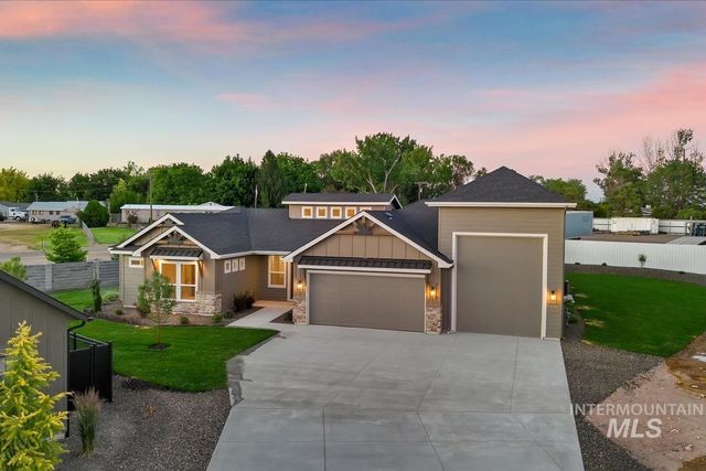 7078 E Chicken Hawk Loop, Nampa, ID 83686