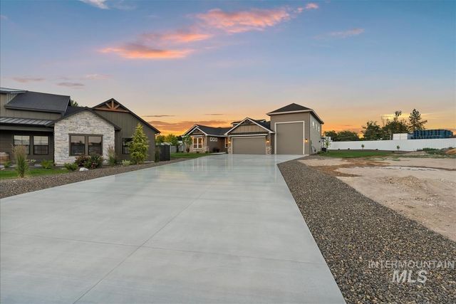 7078 E Chicken Hawk Loop, Nampa, ID 83686