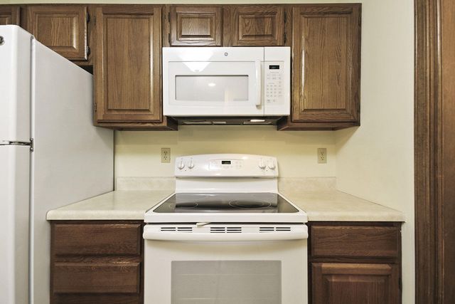 104 PARK DEVILLE PL, Columbia, MO 65203