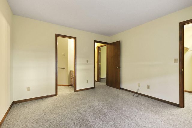 104 PARK DEVILLE PL, Columbia, MO 65203