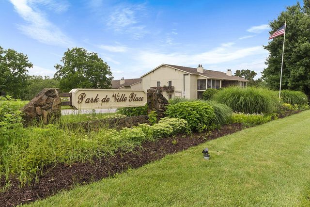 104 PARK DEVILLE PL, Columbia, MO 65203