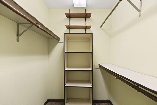 104 PARK DEVILLE PL, Columbia, MO 65203