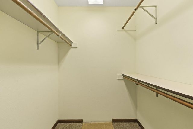 104 PARK DEVILLE PL, Columbia, MO 65203