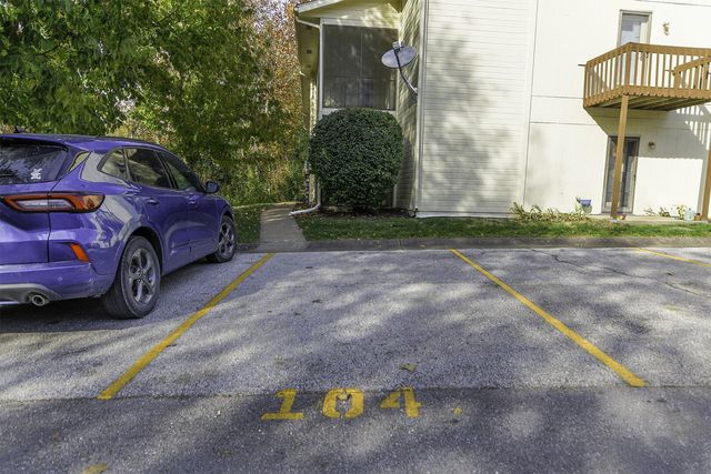 104 PARK DEVILLE PL, Columbia, MO 65203