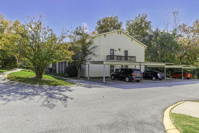 104 PARK DEVILLE PL, Columbia, MO 65203