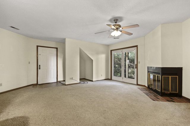 104 PARK DEVILLE PL, Columbia, MO 65203