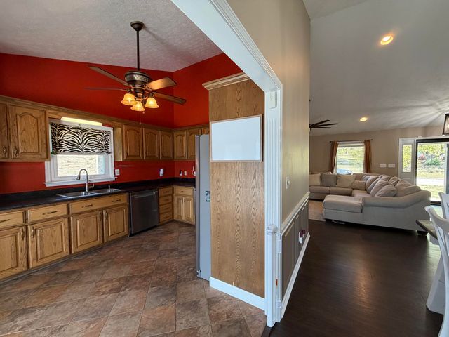 145 Shanahan Lane, Winchester, KY 40391