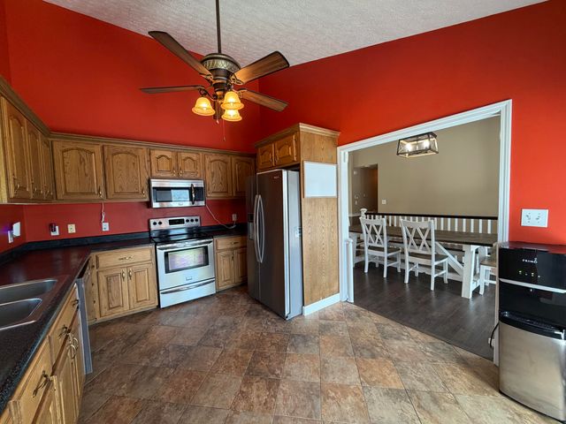 145 Shanahan Lane, Winchester, KY 40391