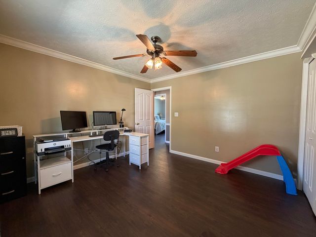 145 Shanahan Lane, Winchester, KY 40391