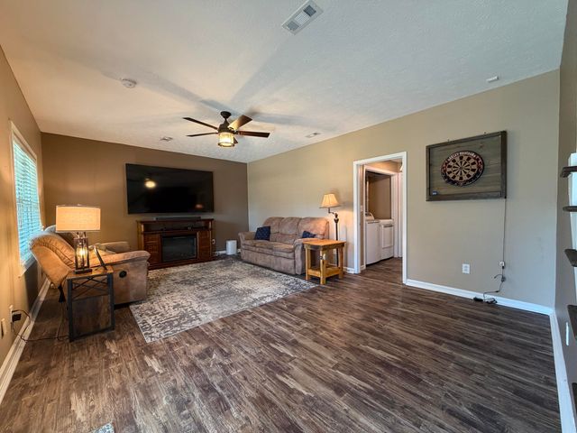 145 Shanahan Lane, Winchester, KY 40391