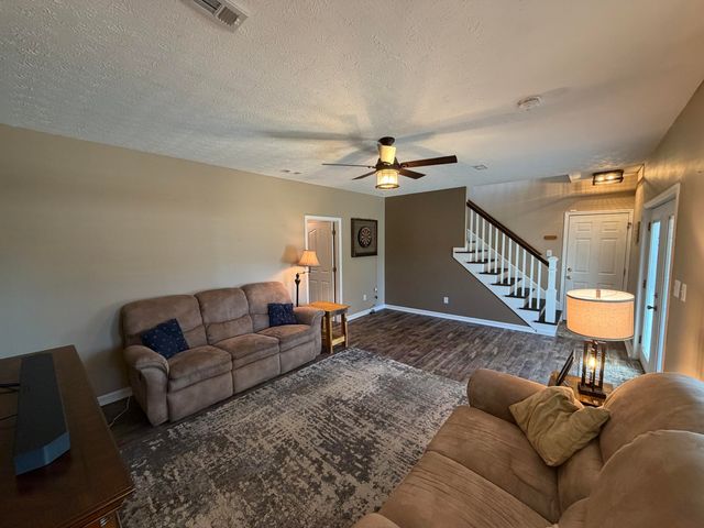 145 Shanahan Lane, Winchester, KY 40391