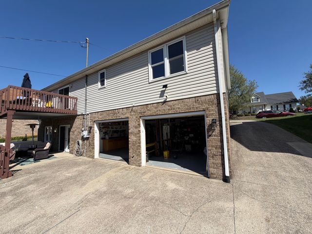 145 Shanahan Lane, Winchester, KY 40391