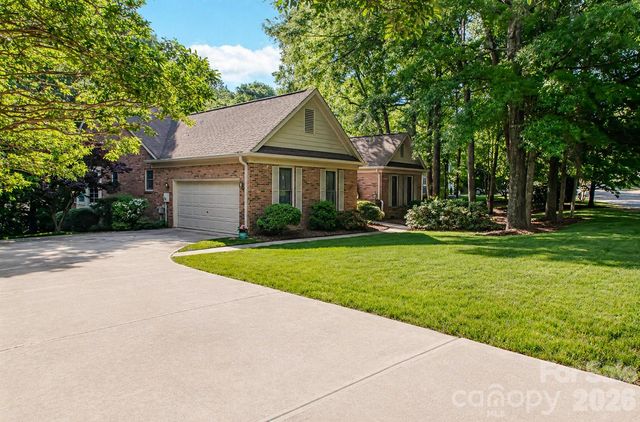 10801 Whitfield Ridge Drive, Charlotte, NC 28277