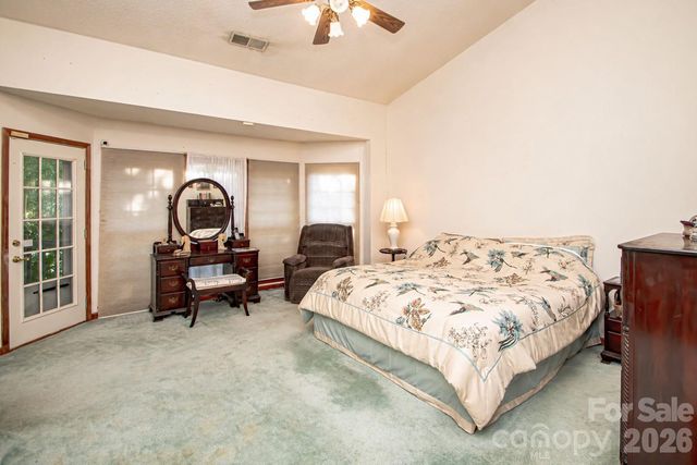 10801 Whitfield Ridge Drive, Charlotte, NC 28277
