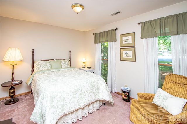 10801 Whitfield Ridge Drive, Charlotte, NC 28277
