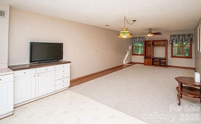 10801 Whitfield Ridge Drive, Charlotte, NC 28277